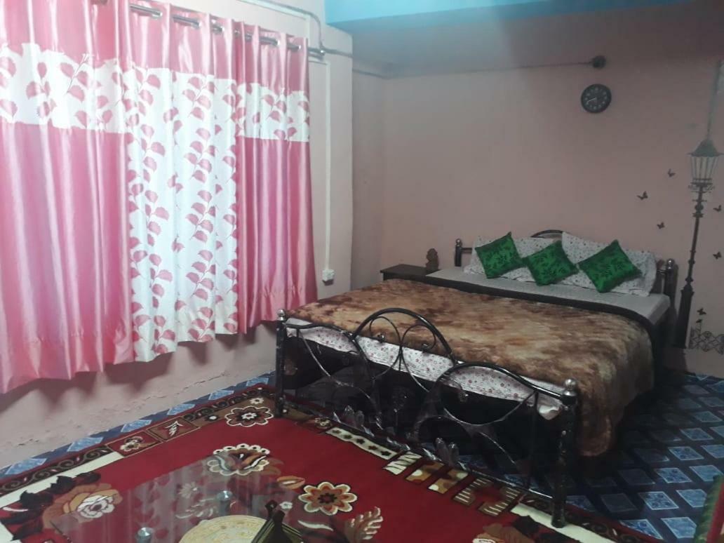 Vamoose Quaint Wood Cottage Νταρτζίλινγκ Εξωτερικό φωτογραφία
